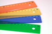 KUM<br>Ruler L3 30cm with ink edge Ice colors 3032329<br>-Price for 4 pcs.<br>Article-No: 4064900006742