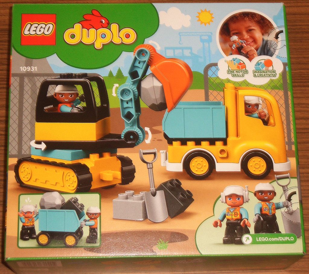 Duplo digger and discount truck