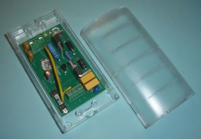 RelcoRT78SC LED 4-100W (40-250W HALO) 100-240V 50-60Hz RN0141/LED sensor cord dimmer transparentArticle-No: RN0141/LEDL